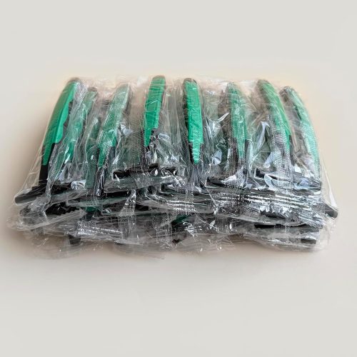Individually packaged three-blade razor